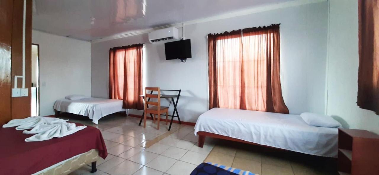 Apartamentos Villa Arenal #3 La Fortuna Екстер'єр фото